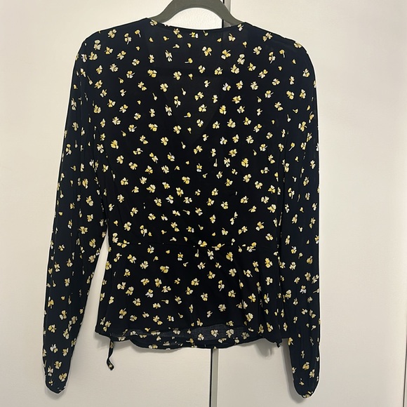 Navy floral Wrap top (US 10) - Picture 5 of 5